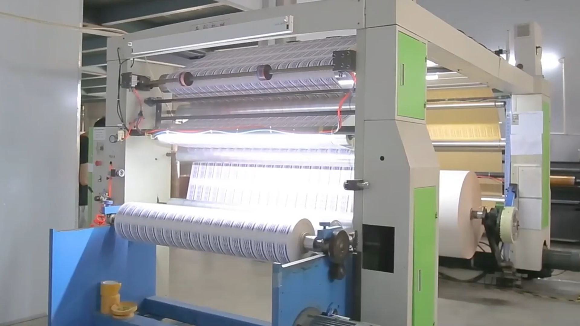 Kraft-Paper-Tapes-Factory-Video-11